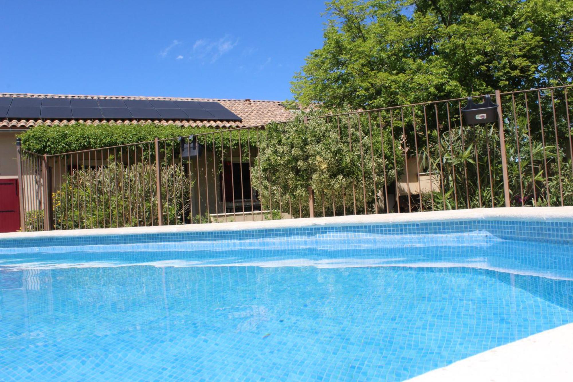 Mas La Gentille ,,, A La Campagne , Beautiful Outdoor , Swimming Pool , Pool House , Nice Green Garden , Bbq ,,, Only For You , Pour Passer Un Sejour Inoubliable Перн-ле-Фонтен Экстерьер фото